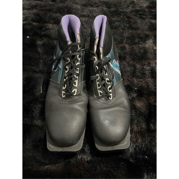 Nordic Norm 752 cross country ski boots size 15 Made In Canada